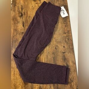 BNWT Zyia plum leggings